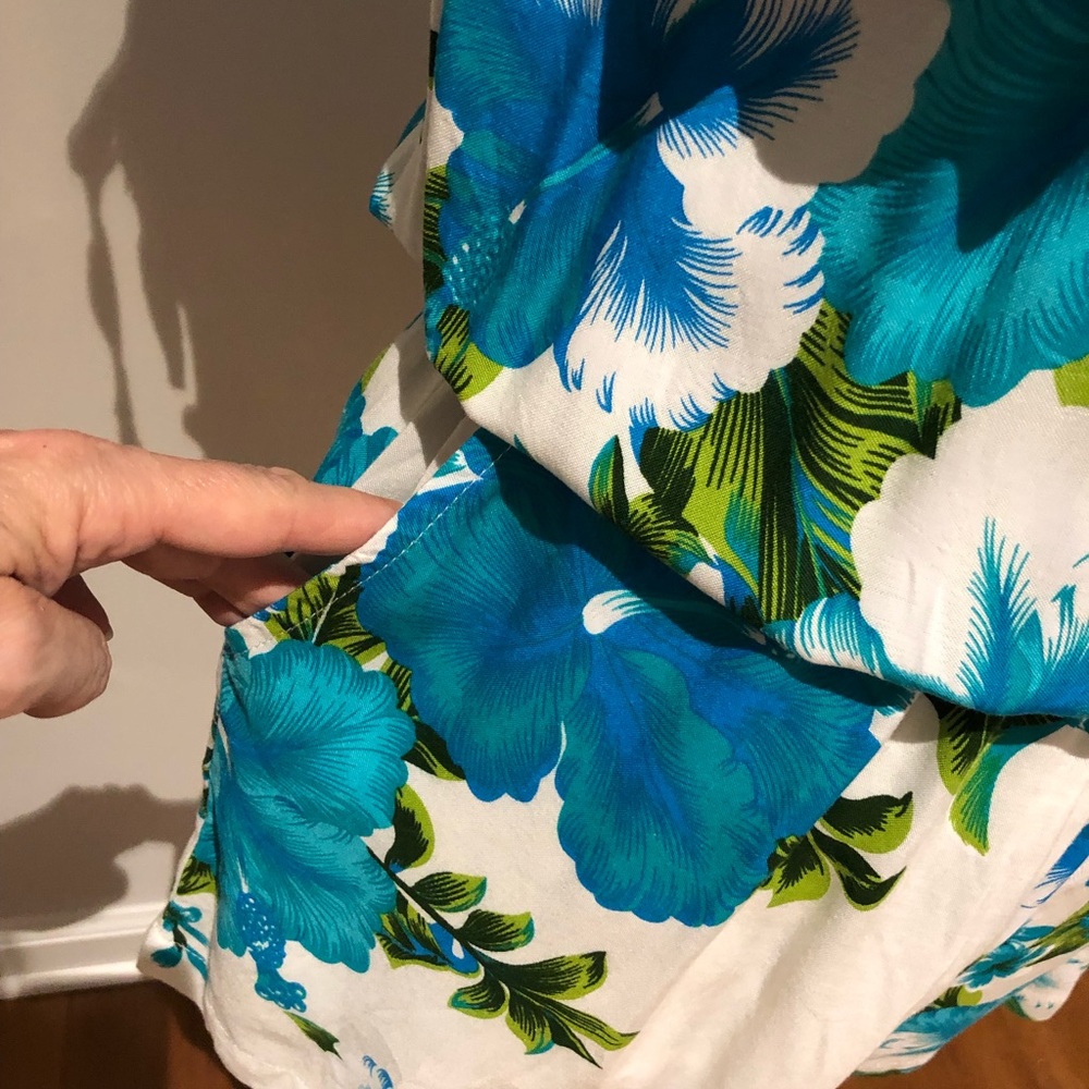 Beautiful bright jumpsuit made in Hawaii NWOT - Picture 6 of 9